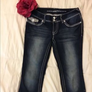 Vanity denim stretch capris